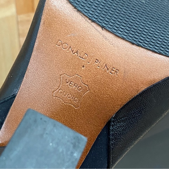 DONALD J PLINER “Volt2” Black Snakeskin Leather Ankle Boots Chunky Heels Size 9 - Picture 10 of 15